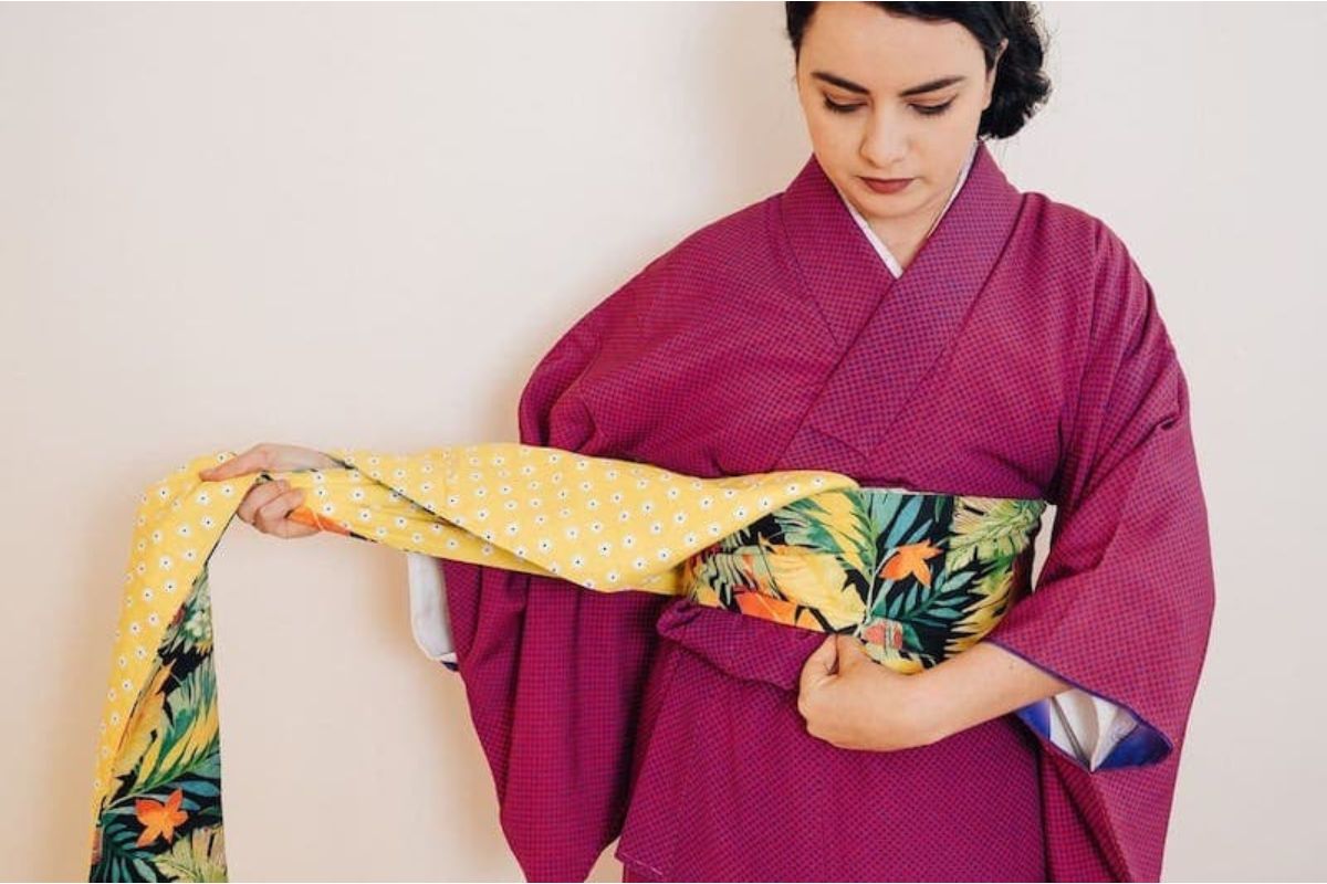 The obi helps women maintain a tiny waist and straight posture